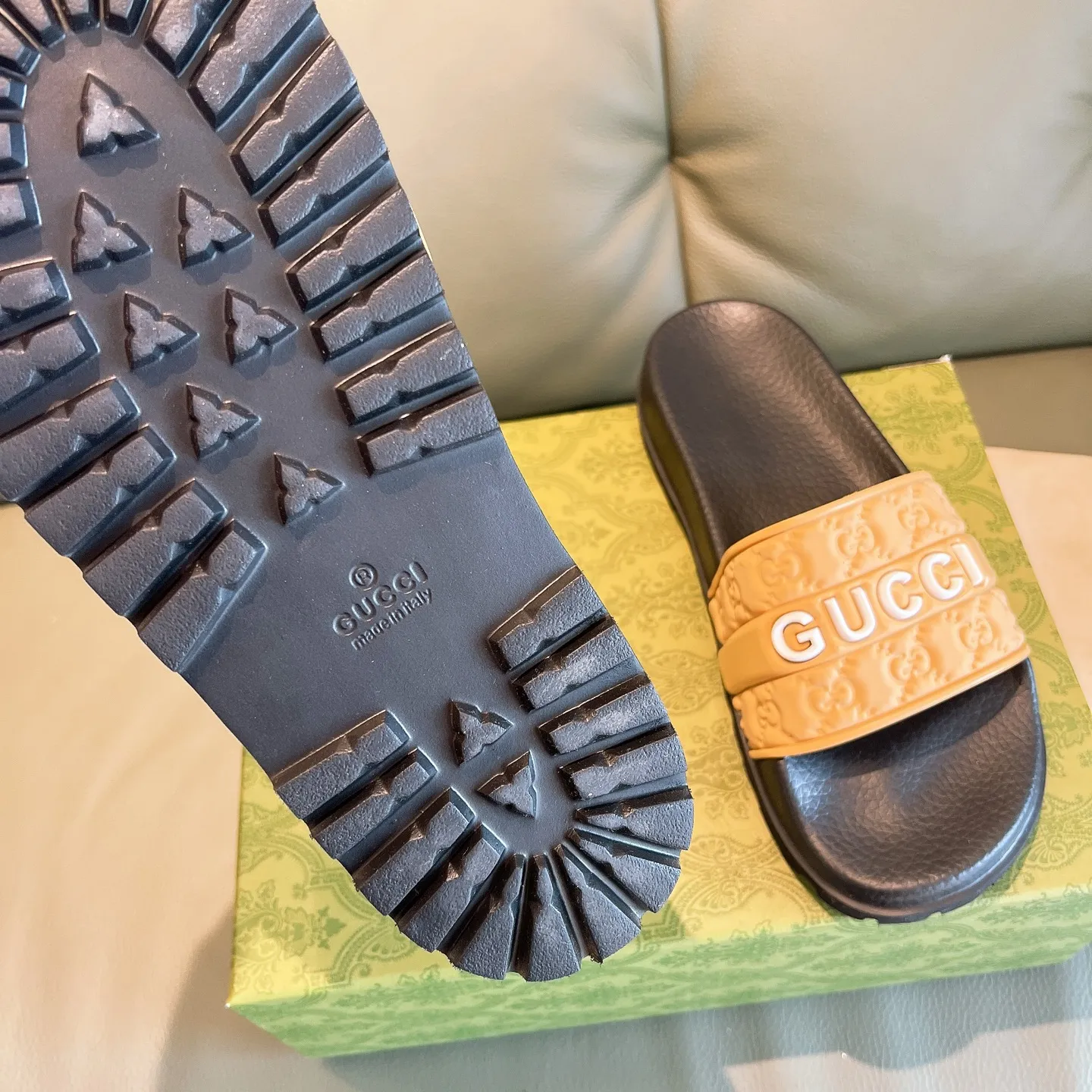 Men's Men's Shoes 130🐮🐮Gucci Gucci Slippers Gucci 2024 latest beach sandals slippers Original molding double G LOGO Original molding consistent Outsole: Men's Men's Shoes u double-layer outsole Size: 35-46